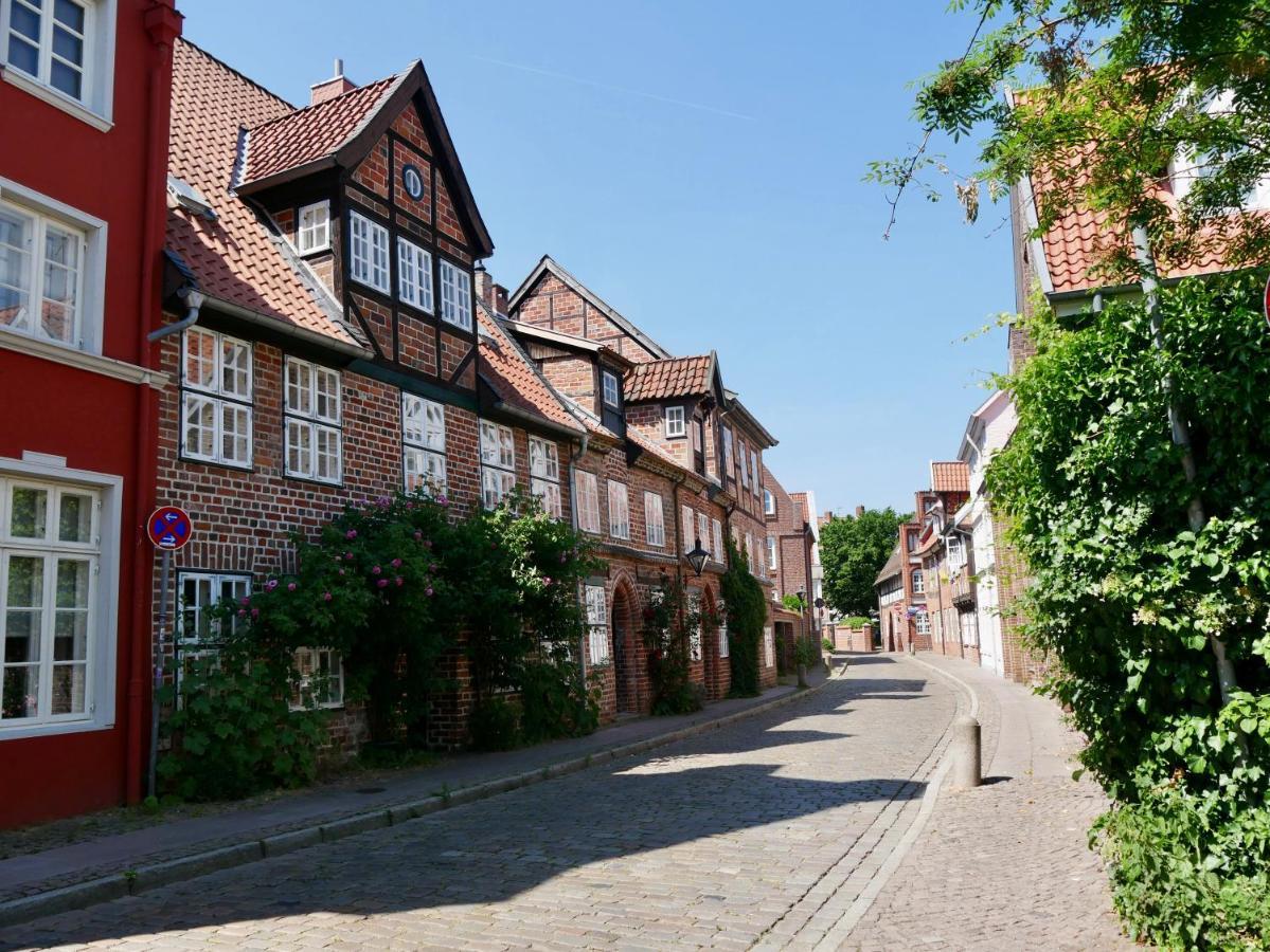 Zentrales Altstadt - Apartment In Lueneburg Mit Terrasse & Parkplatz Exterior foto