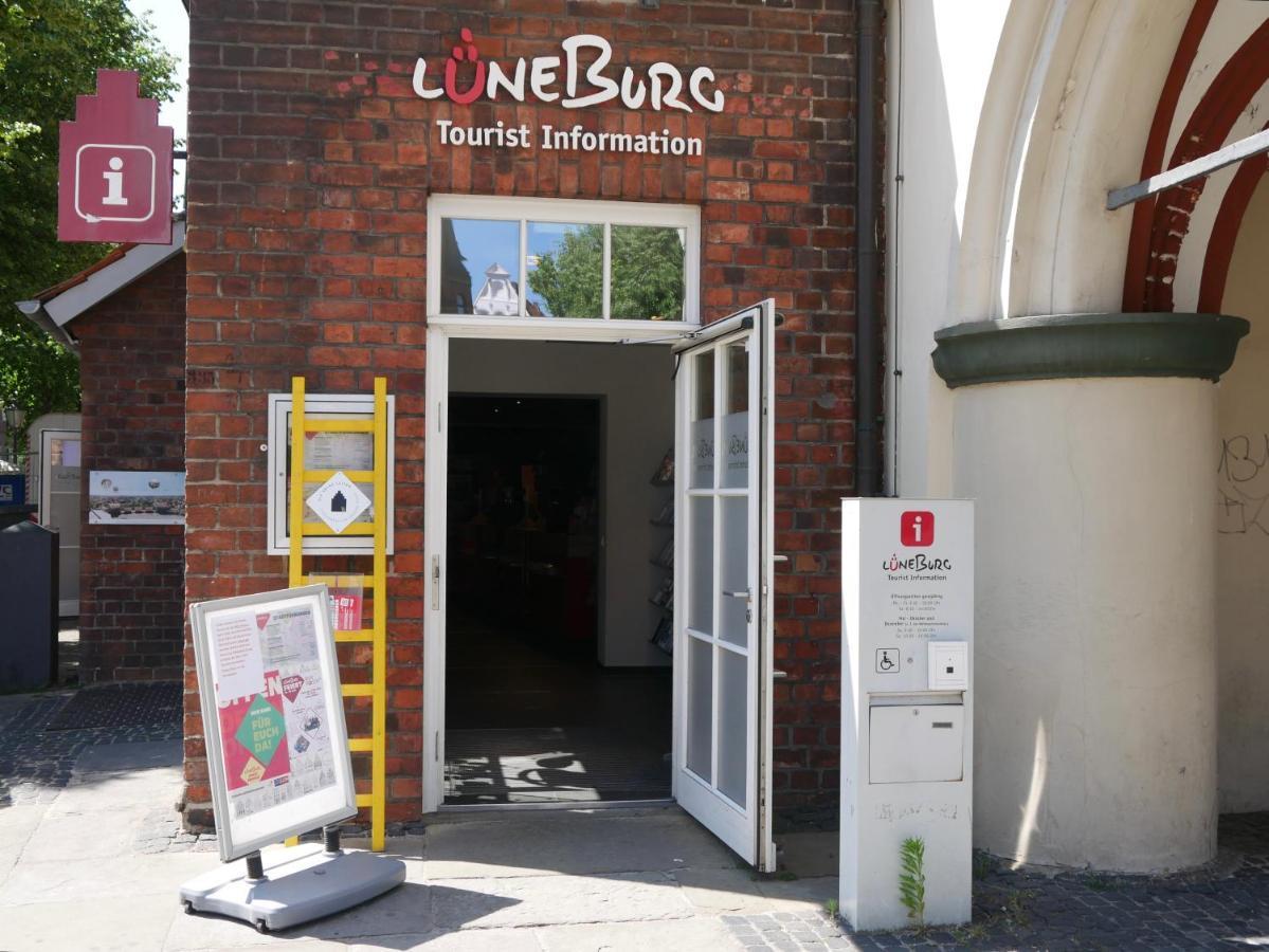 Zentrales Altstadt - Apartment In Lueneburg Mit Terrasse & Parkplatz Exterior foto